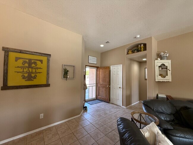 Building Photo - 10745 E 38th Ln