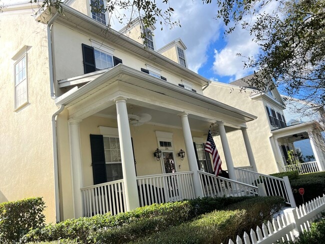 Building Photo - 204 Reserve Place