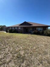 Building Photo - 182 Raymonds Wy