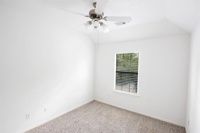 Building Photo - 23 S Burberry Park Cir