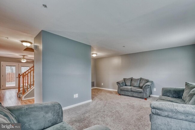 Building Photo - 8740 Jarwood Rd