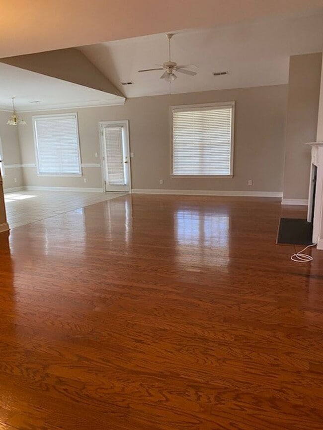 Building Photo - Magnolia Greens - Leland