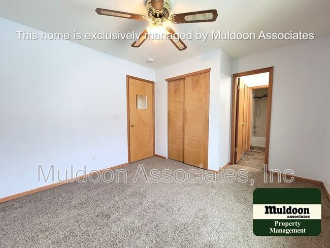 Building Photo - 4408 Bramble Ln