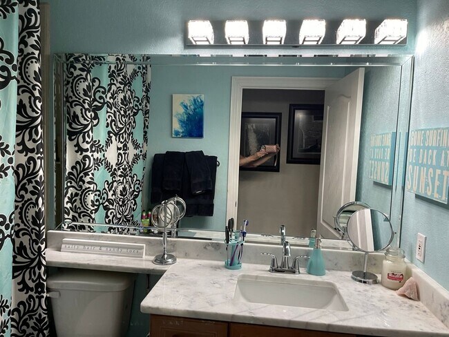 Building Photo - Live Exceptionally in an Elegant 4-Bedroom...
