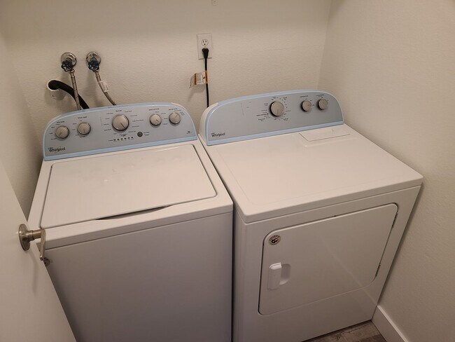 Building Photo - 4400 S Quebec St