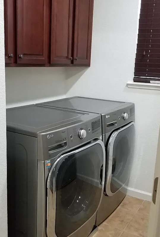 Building Photo - 88 Sluice Way