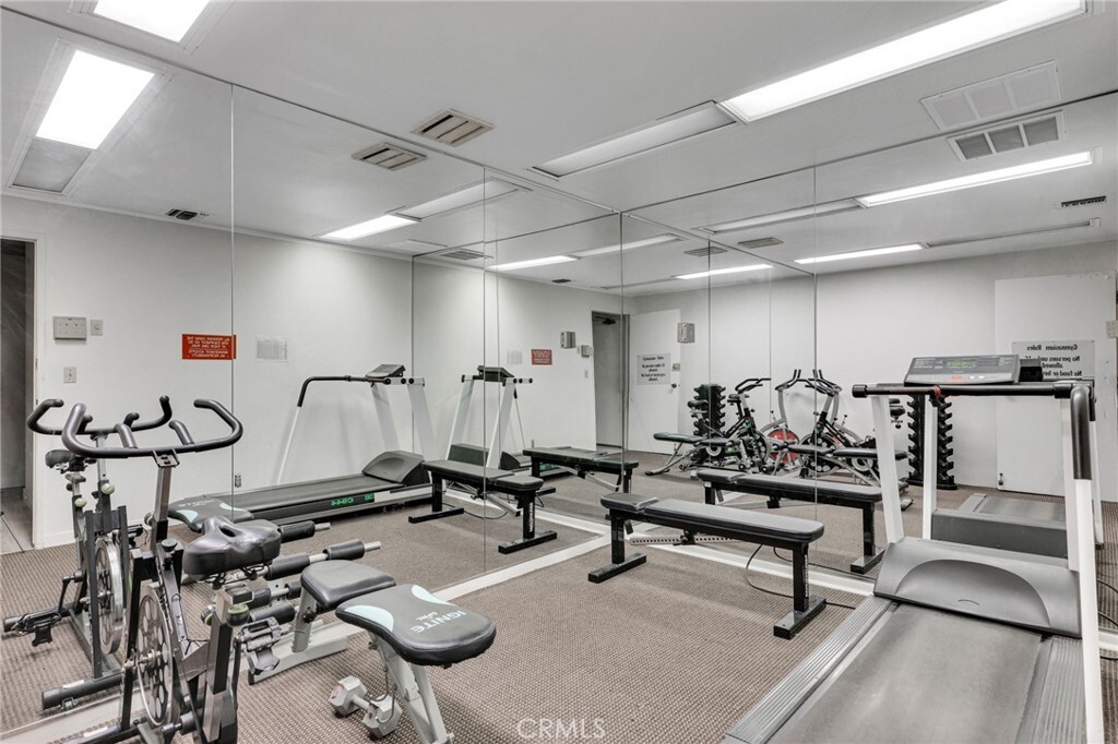 Exercise Room - 321 S San Vicente Blvd