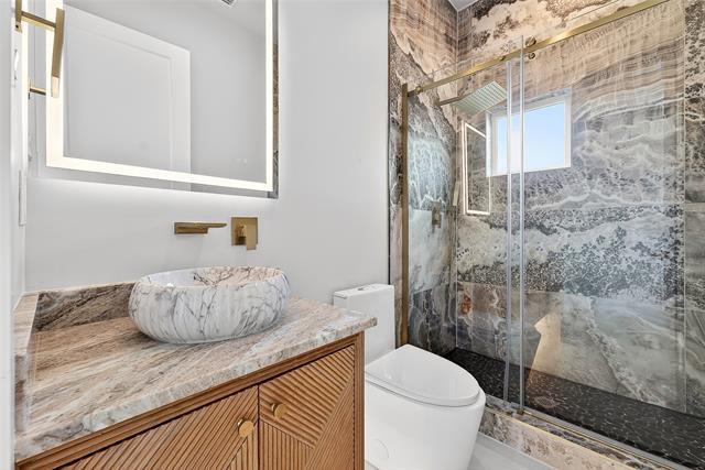 Building Photo - 328 Lavender Ln