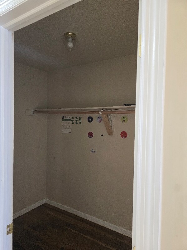 Building Photo - 15 Longworth St