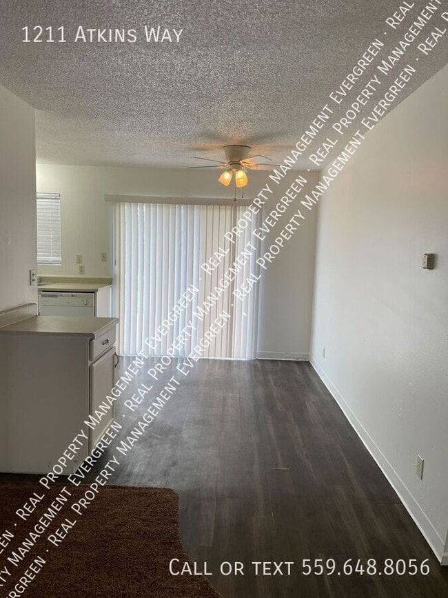 Building Photo - 1211 Atkins Way