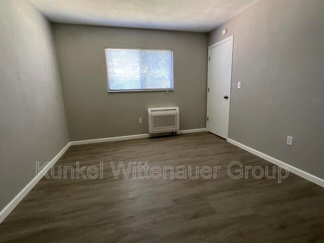 Building Photo - 164 Eagle Ridge