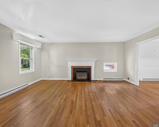 Building Photo - 308 Eastbrook Dr