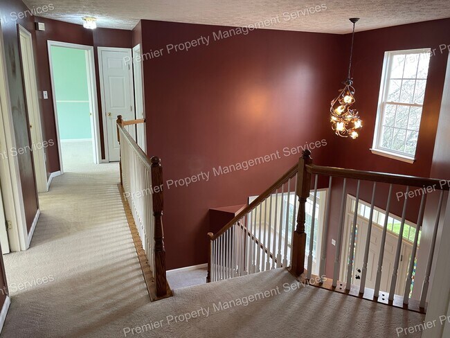 Building Photo - 709 Williamsburg Ct