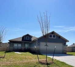 Building Photo - 2372 Anne Ln