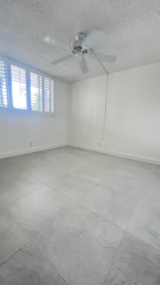 Building Photo - 4381 Trevi Ct