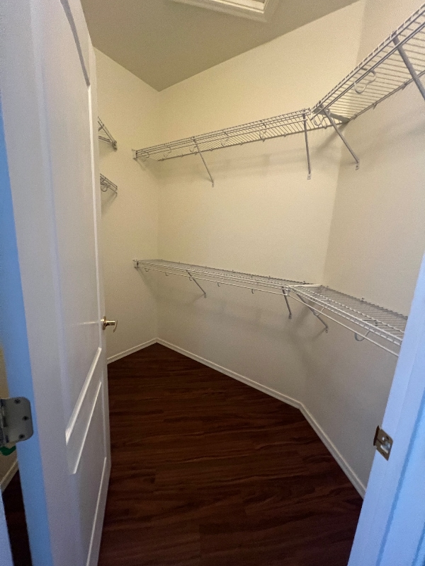 Building Photo - 598 Amante Dr