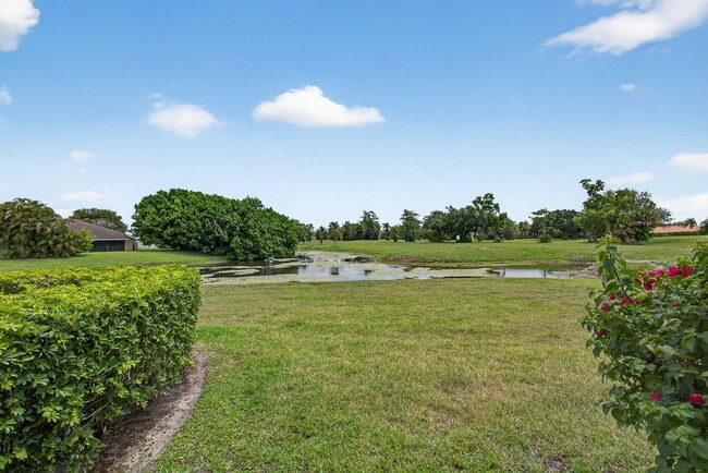 Building Photo - 2040 Greenview Shores Blvd