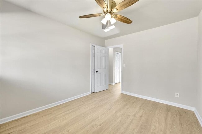 Building Photo - 1963 Shepherd Cir SW