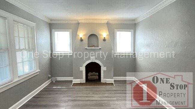 Building Photo - Beautiful 3 Bedroom 1.5 Bathroom in Kansas...