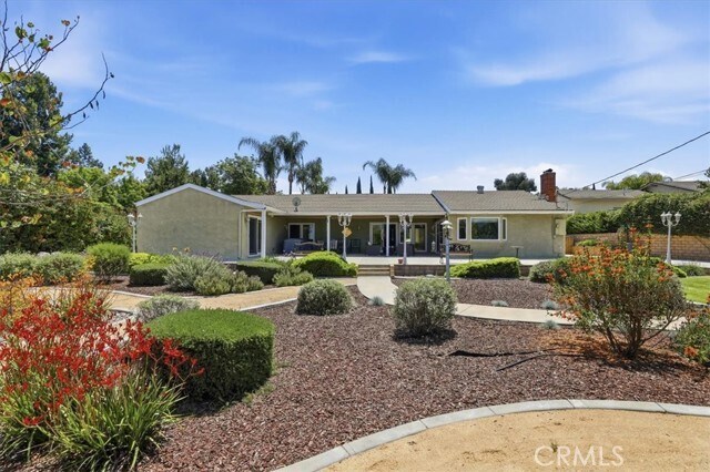 Building Photo - 16540 Wagon Wheel Dr