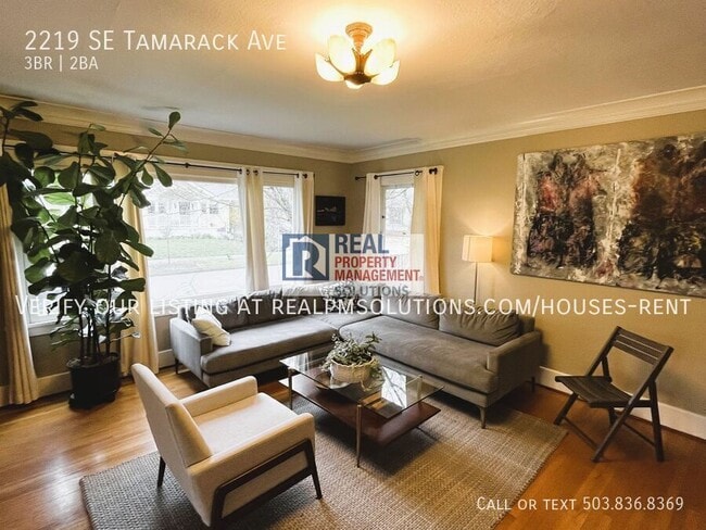 Building Photo - 2219 SE Tamarack Ave