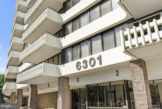 Building Photo - 6301 Stevenson Ave
