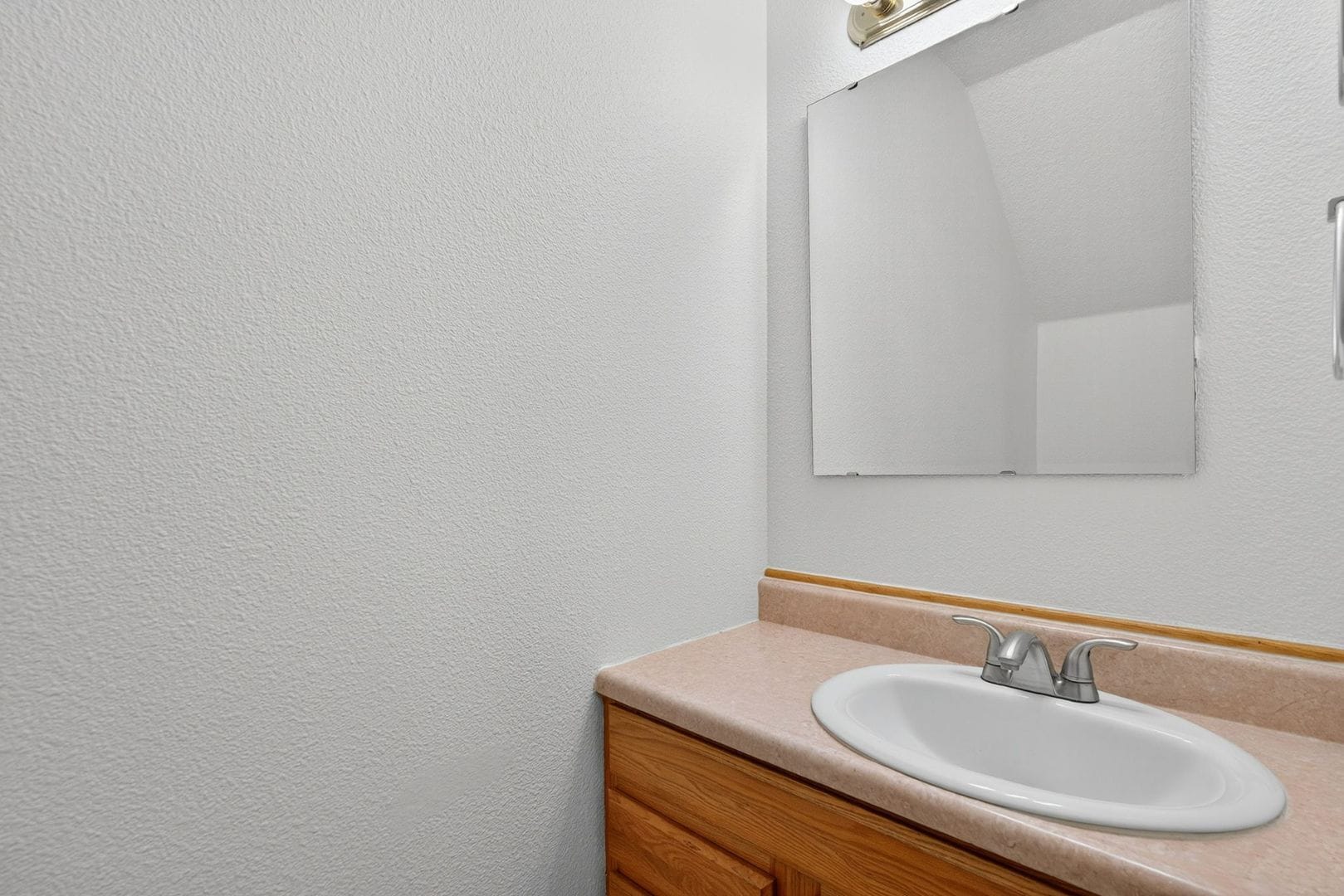 Building Photo - 470-470 W Gloucester St