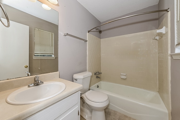 Building Photo - 2503 Timber Trail