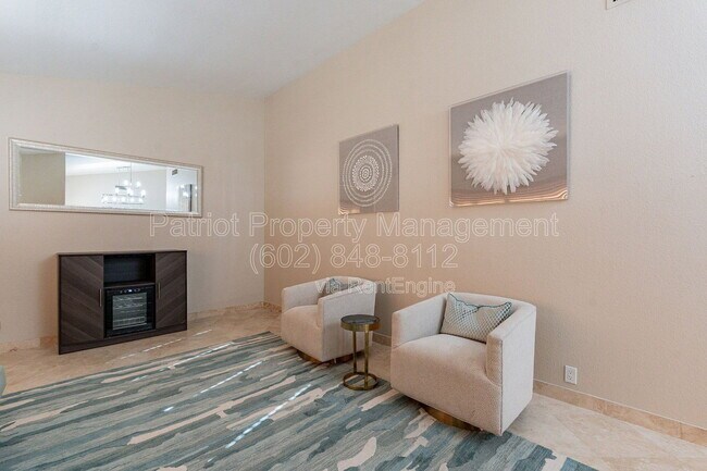 Building Photo - 9910 E Sutton Dr