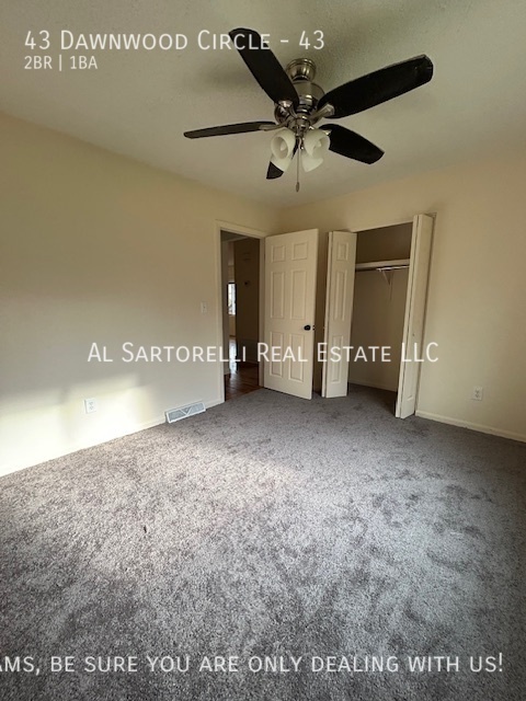 Building Photo - Pet Friendly Condo close to town, ready to...