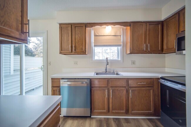 Building Photo - 183 Austin Ryer Ln