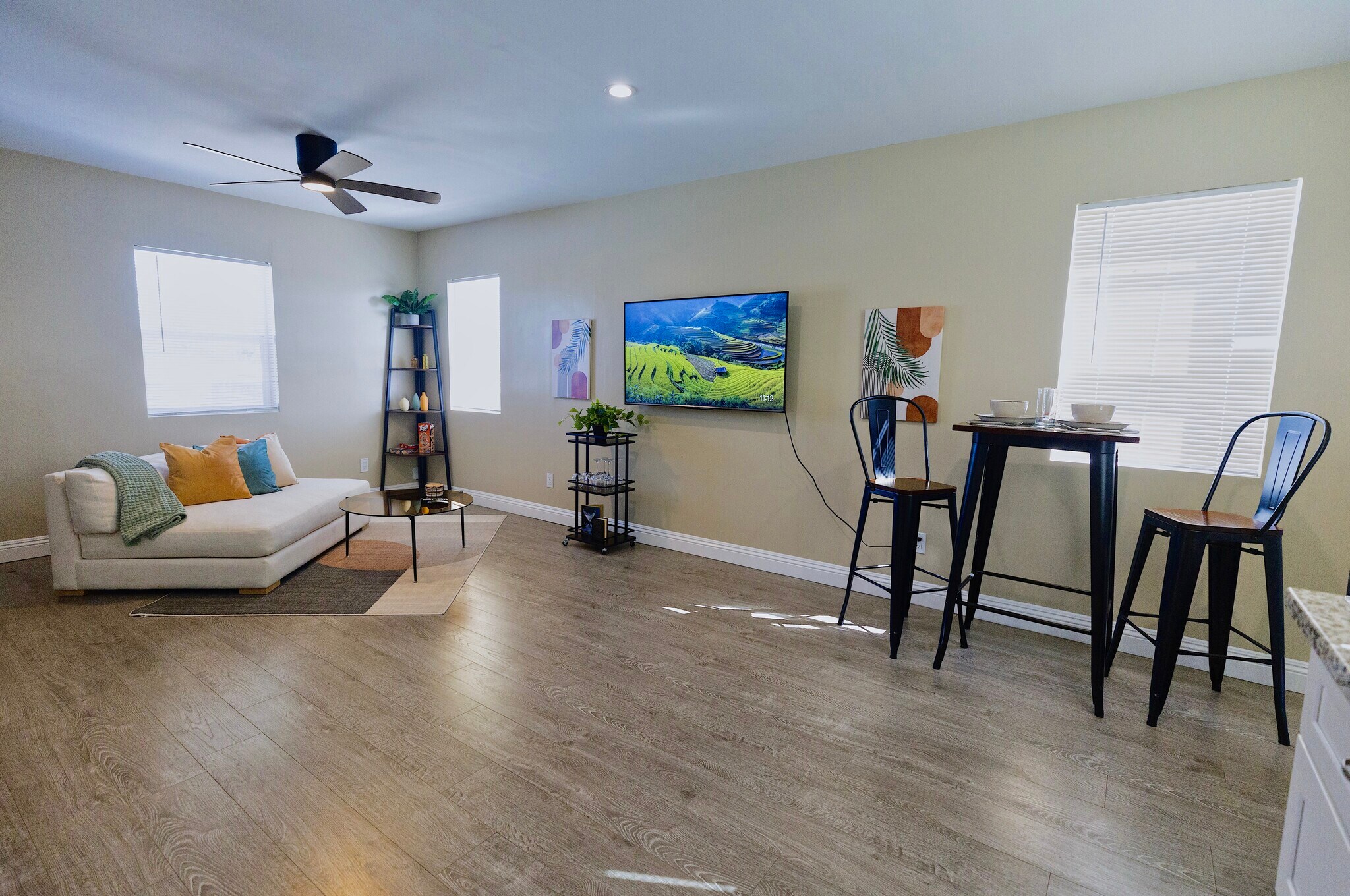 Building Photo - 5821 Madden Ave