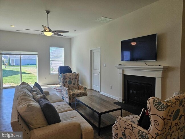 Building Photo - 29662 Riverstone Dr