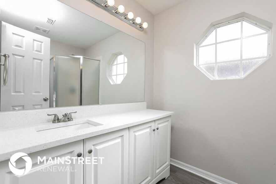 Building Photo - 2708 Derby Dr