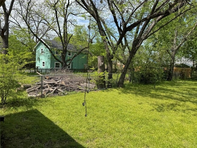Building Photo - House for Lease in Denison