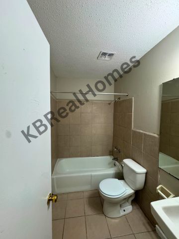 Building Photo - 4095 Haliburton St