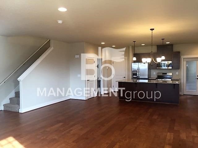 Building Photo - Beautiful Home in Bethany/NW Portland with Full access to Pool & Rec Center!