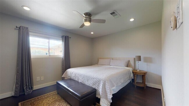 Building Photo - 3011 Larknolls Ln