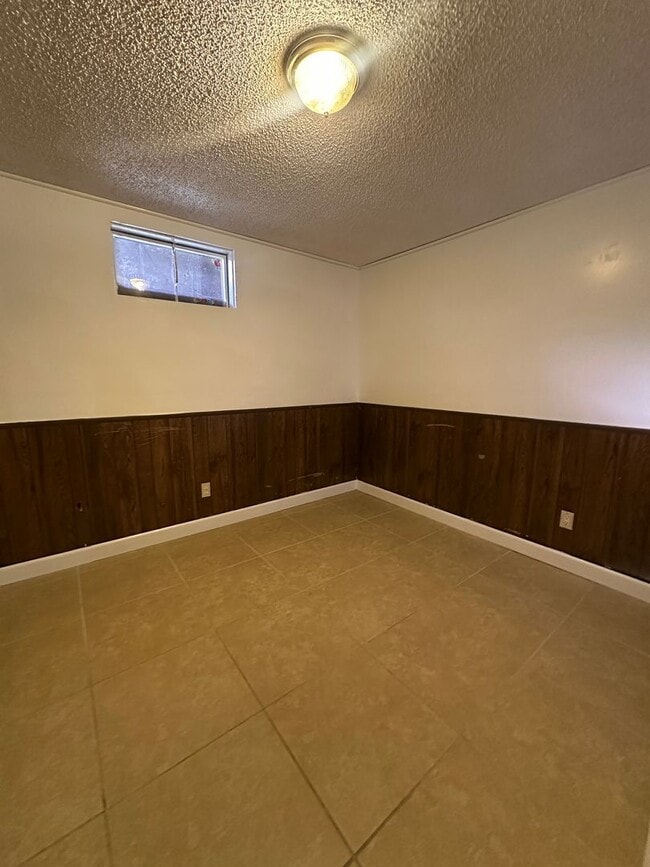 Building Photo - Single Family House in Denver near by I-25