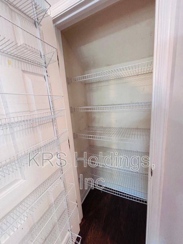 Building Photo - 3407 Thornsett Dr