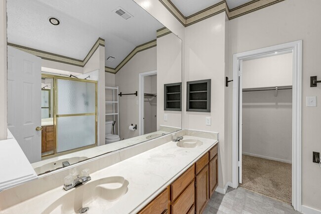 Building Photo - 19403 Bristlestar Dr