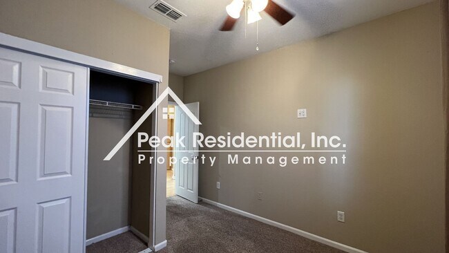 Building Photo - Wonderful Elk Grove 3bd/2ba Home with 2 Car Garage!