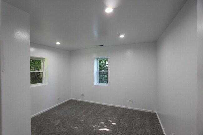 Building Photo - 103 Atwood Ave