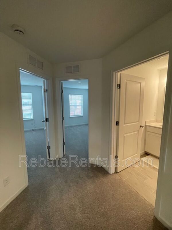 Building Photo - 347 Belfort Ct