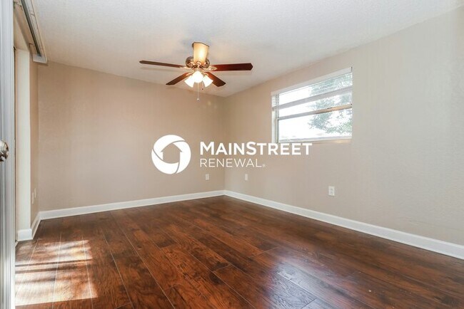 Building Photo - 3 Bedroom Pet-Friendly Home in New Port Richey, FL with Main Street Renewal