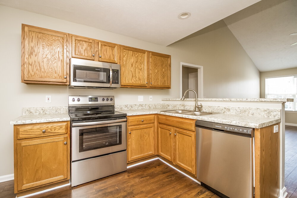 Building Photo - 3048 Roscommon Dr