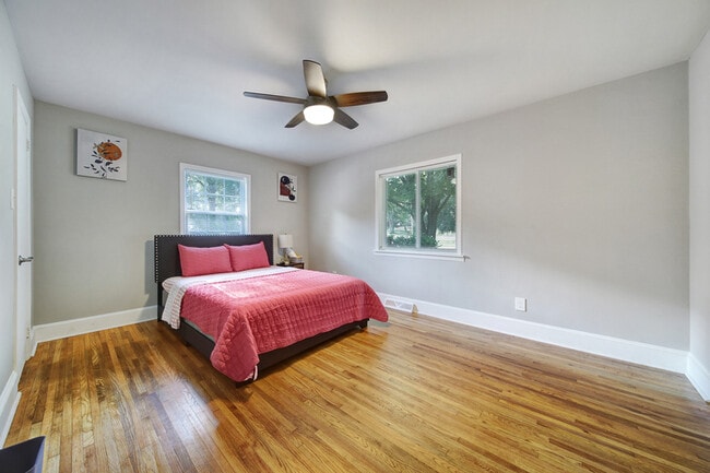 Building Photo - 6215 Robinson Church Rd