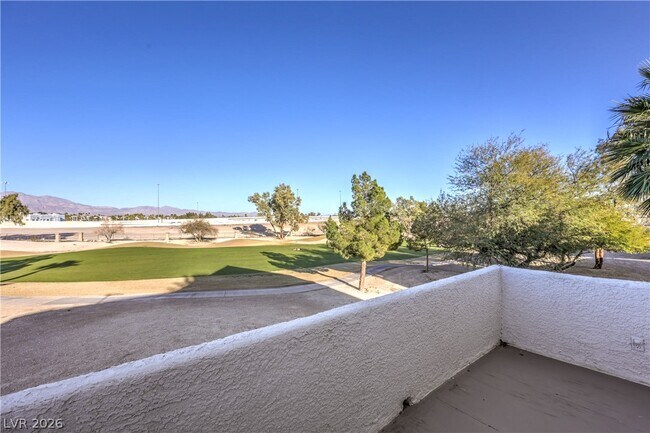 Building Photo - 5152 Forest Oaks Dr