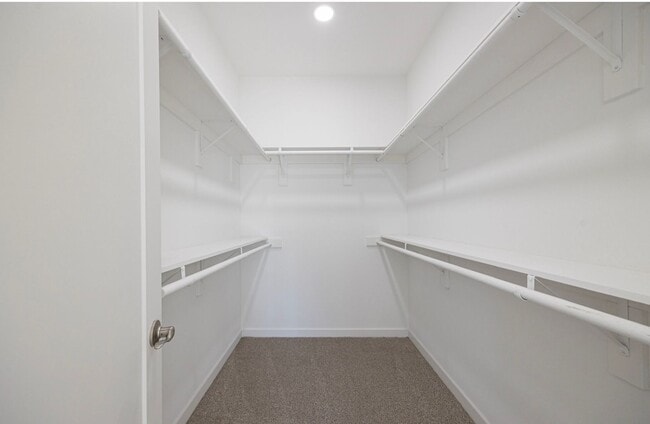 Building Photo - 1/2 Off First Month's Rent - New Construct...
