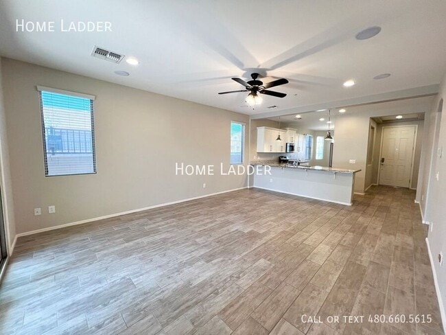 Building Photo - 3687 E Rakestraw Ln